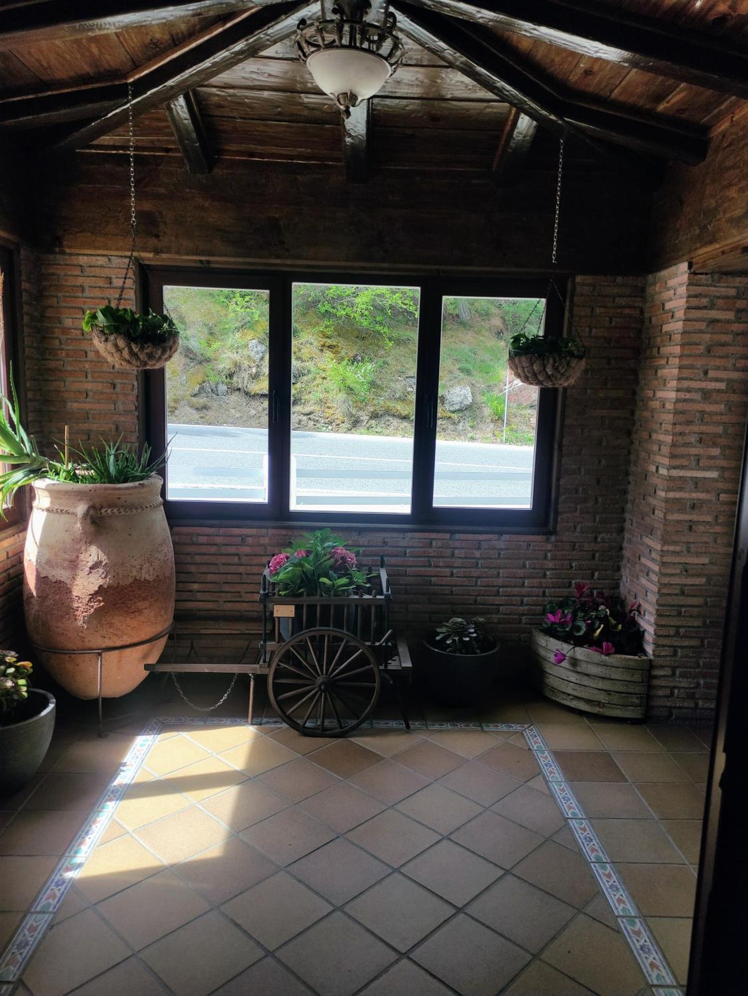 Hotel El Guerra Guejar-Sierra Bagian luar foto