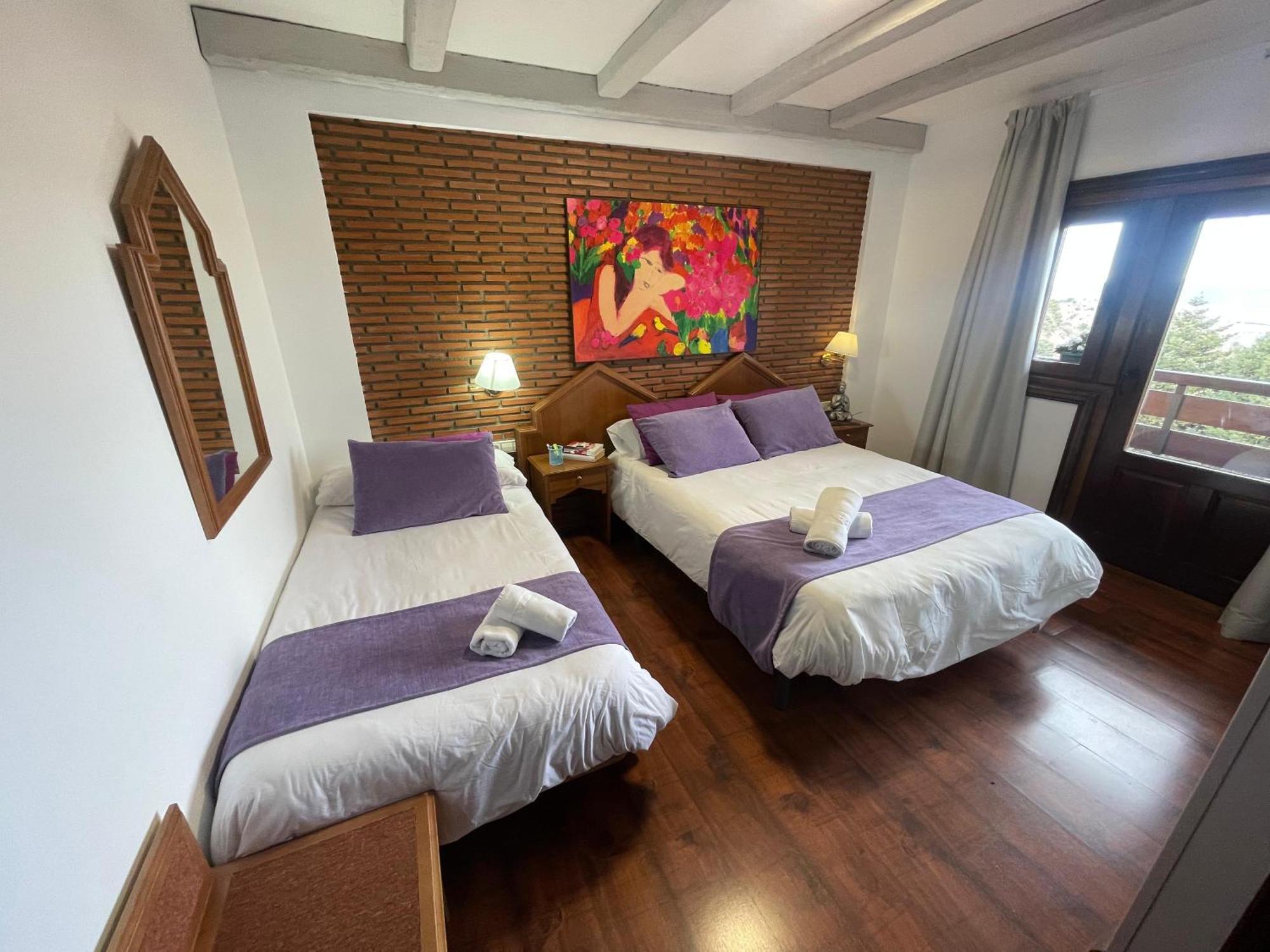 Hotel El Guerra Guejar-Sierra Bagian luar foto
