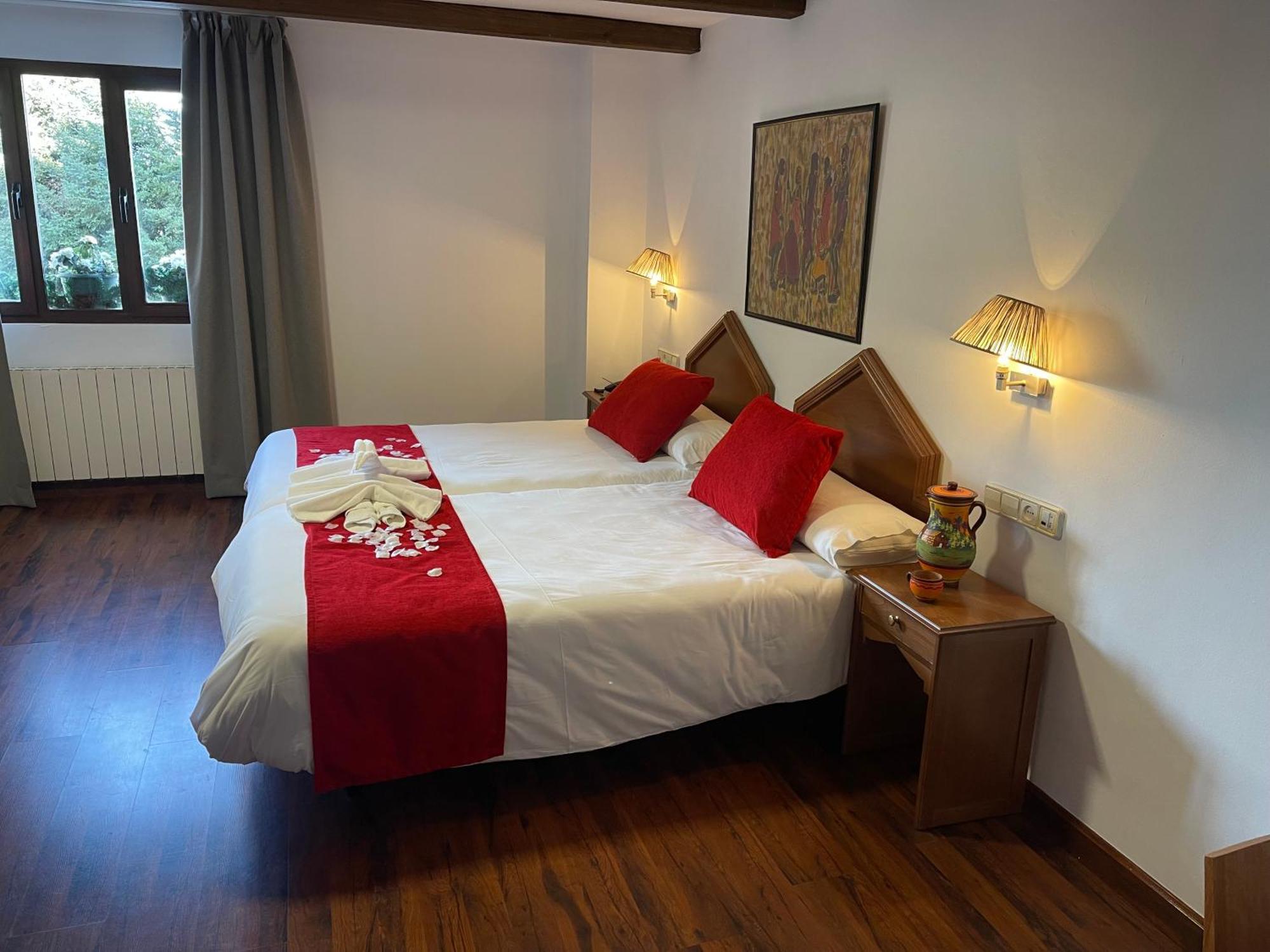 Hotel El Guerra Guejar-Sierra Bagian luar foto