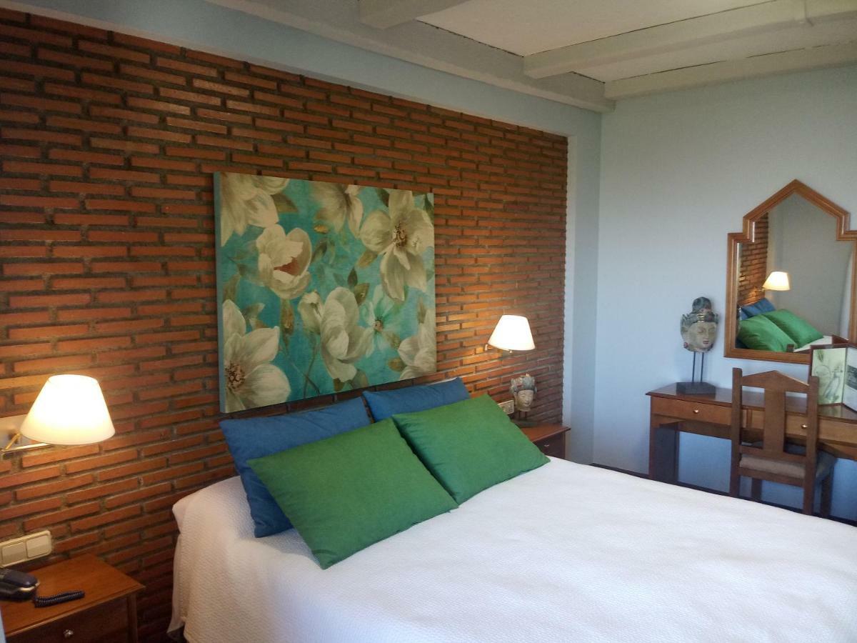 Hotel El Guerra Guejar-Sierra Bagian luar foto
