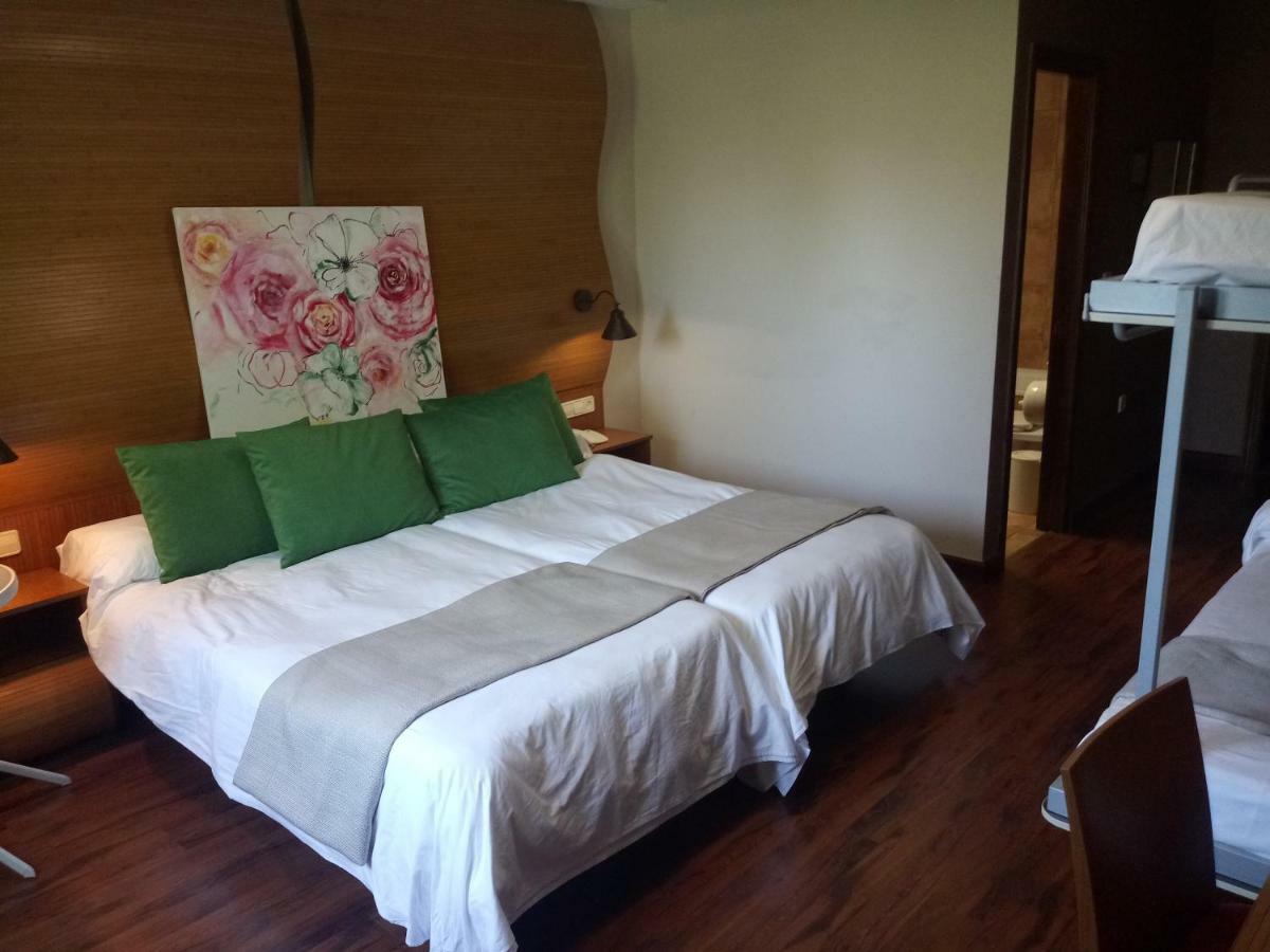 Hotel El Guerra Guejar-Sierra Bagian luar foto
