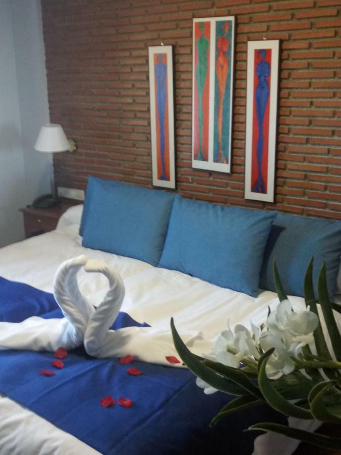 Hotel El Guerra Guejar-Sierra Bagian luar foto