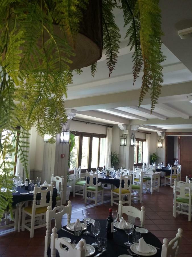Hotel El Guerra Guejar-Sierra Bagian luar foto